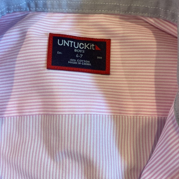 UNTUCKit youth button down shirt. Great condition. - Picture 2 of 3
